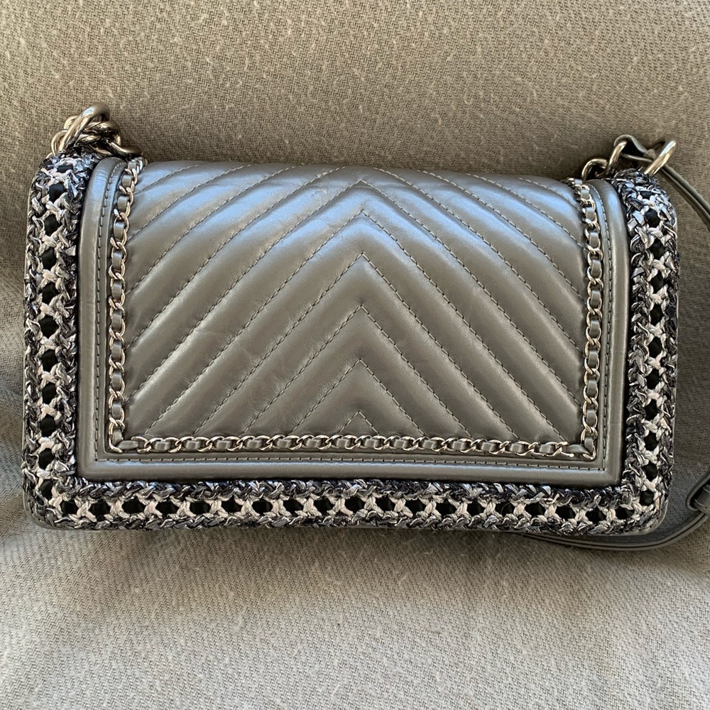 SOLD on IG: Silver Calfskin Medium Boy - Picture 5 of 8